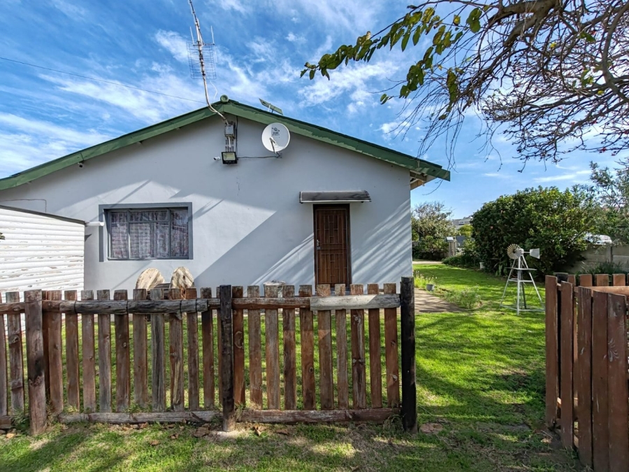 5 Bedroom Property for Sale in Hartenbos Central Western Cape